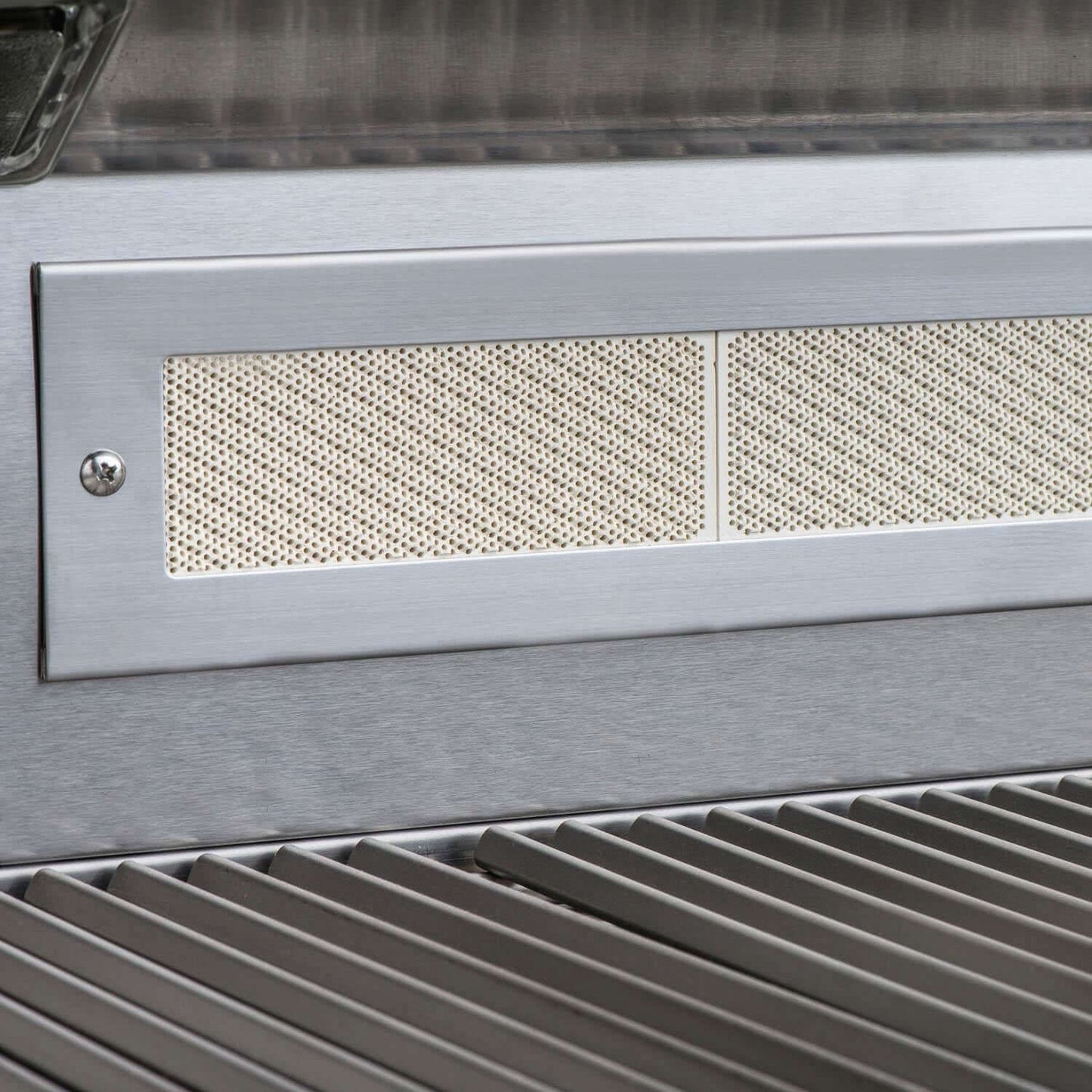 Blaze - BLZ-4LTE2MG- Premium LTE Marine Grade 32-Inch 4-Burner Built-In Gas Grill - Rear Rotisserie Burner Closeup