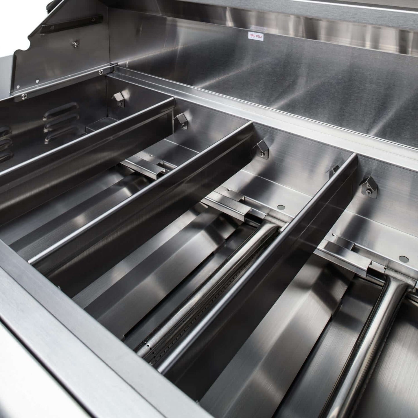 Blaze - BLZ-4LBM Prelude LBM 32-Inch 4-Burner Built-In Gas Grill - Heat Zone Separators