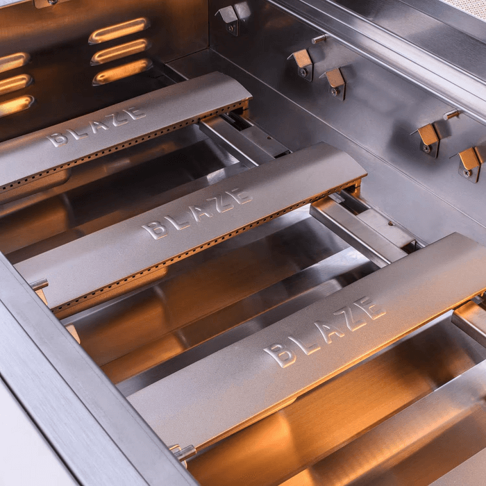 Blaze - BLZ-4LTE3MG- Premium LTE Marine Grade 32-Inch 4-Burner Built-In Gas Grill - Burners With Heat Zone Separators
