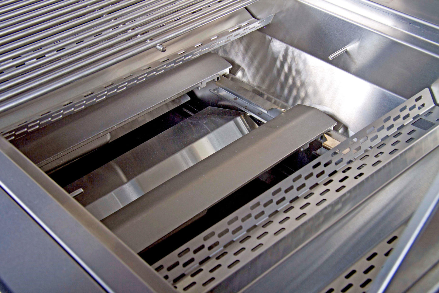 Bonfire 42-Inch 5 Burner Built In Gas Grill W/ Rotisserie Kit - CBB500 - Firebox