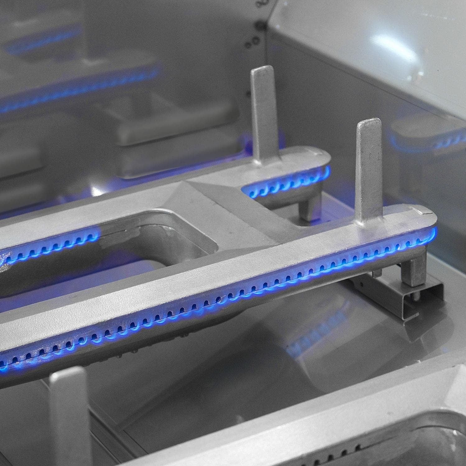 Fire Magic - A540I-7EA - Aurora 30-Inch Built-In Grill - Cast Stainless Steel Burner