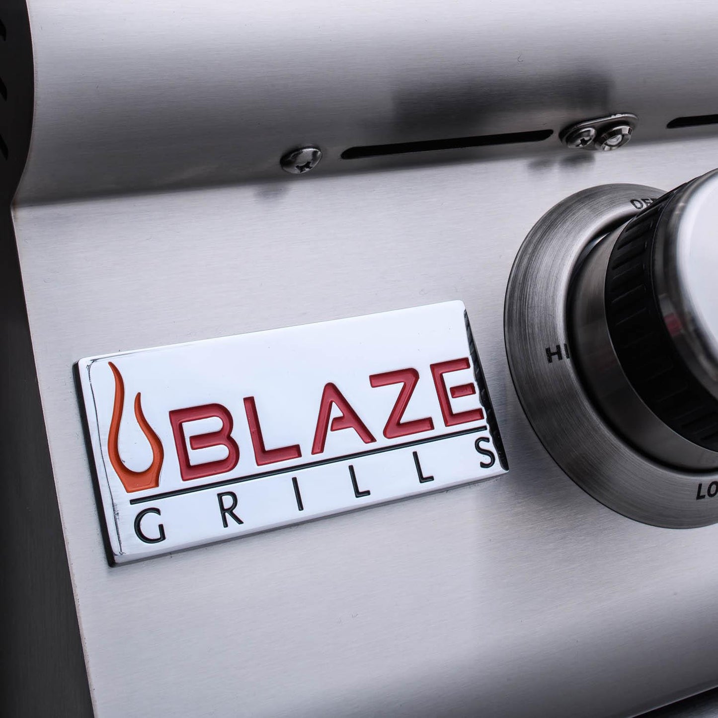 Blaze - BLZ-5LTE2-LP - Premium LTE 40-Inch 5-Burner Built-In Propane Gas Grill - Temperature Gauge