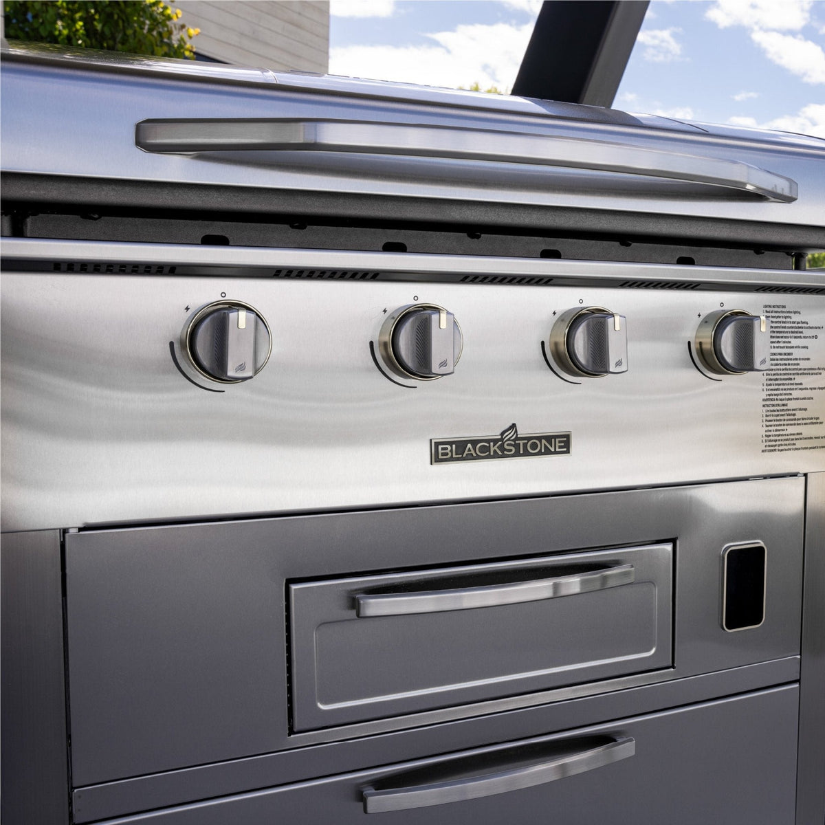 Blackstone Select 36-inch griddle with air fryer, burner knobs and drawer fronts
