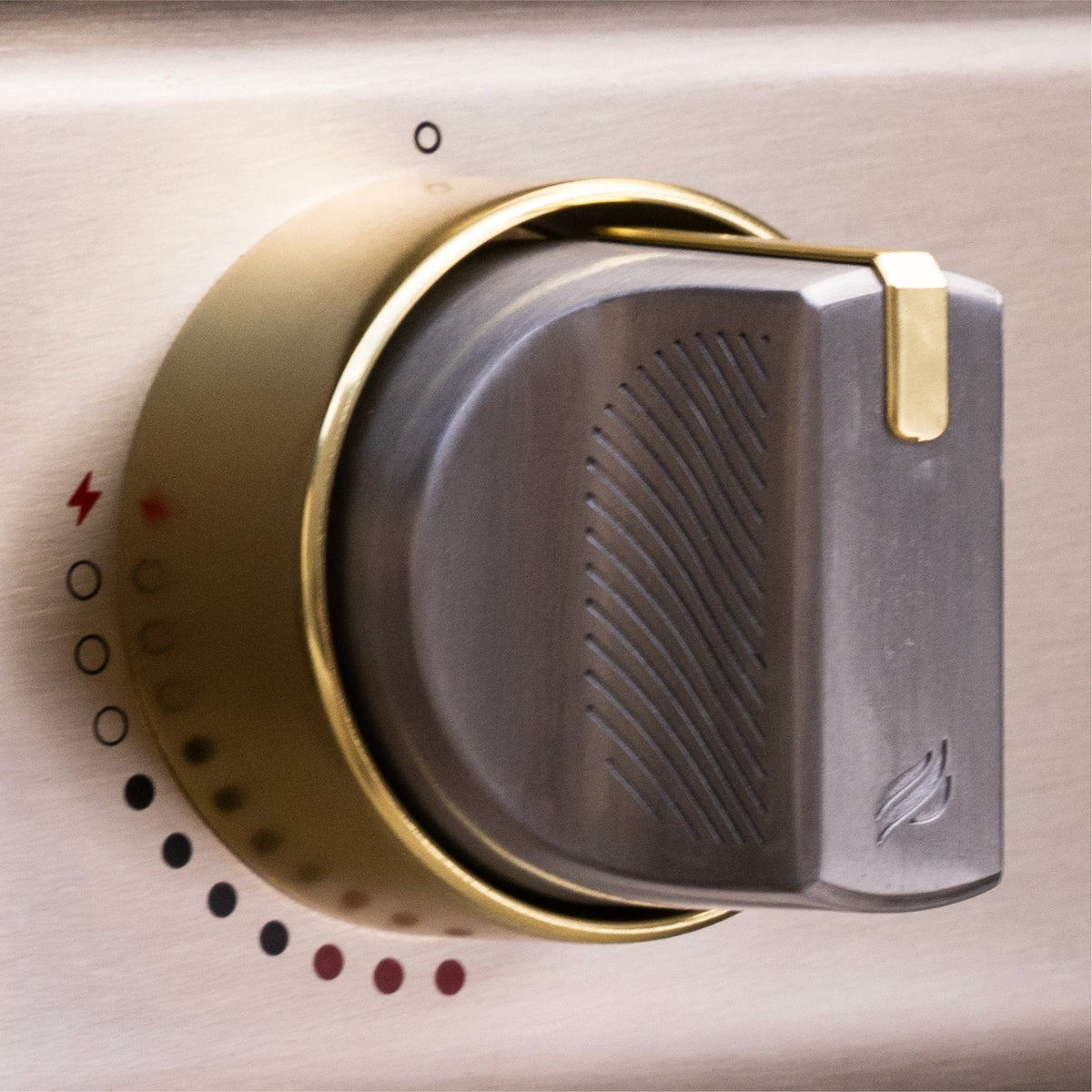 Blackstone Select pizza oven with cart, brass-trimmed control knob