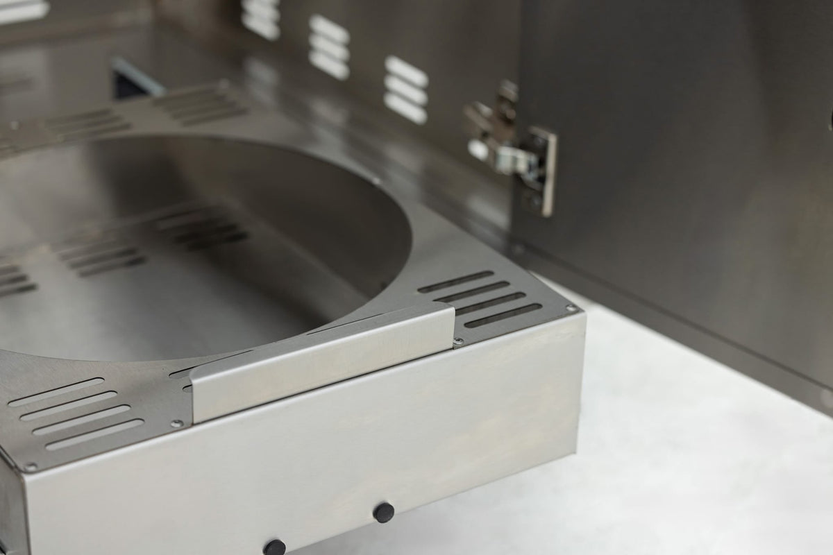 Blaze cart for the 26-inch outdoor oven, interior storage detail