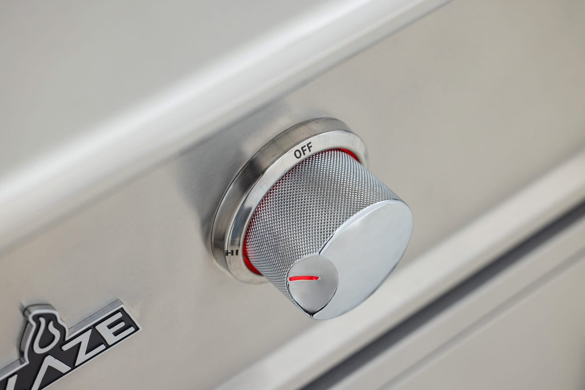 Blaze LTE PRO 40-inch built-in gas griddle, knurled control knob with LED ring