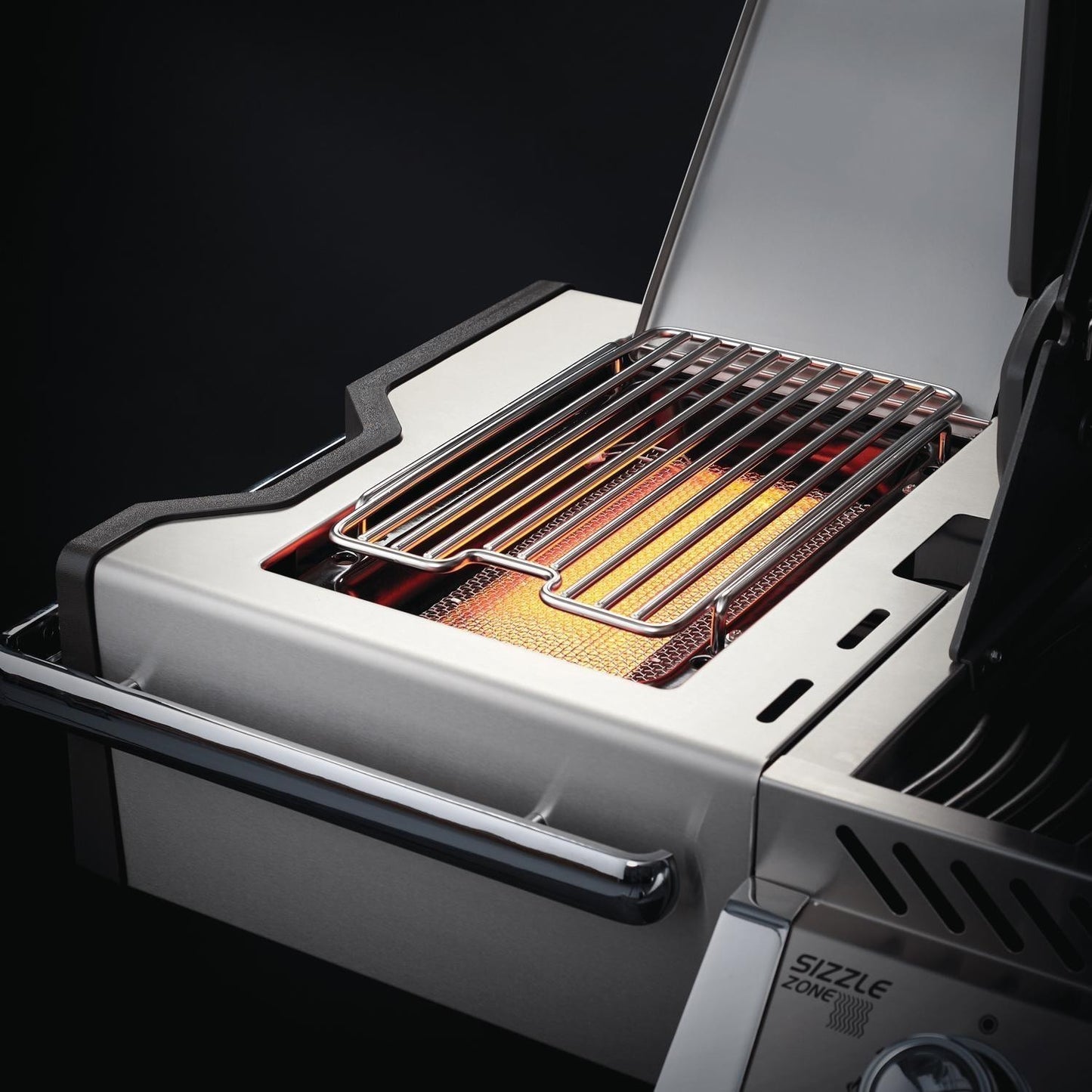 Napoleon PRO500RSIBSS-3 Prestige PRO 500 Grill with Infrared Rear Burner and Infrared Side Burners (2019) - Infrared Side Burner - Detail