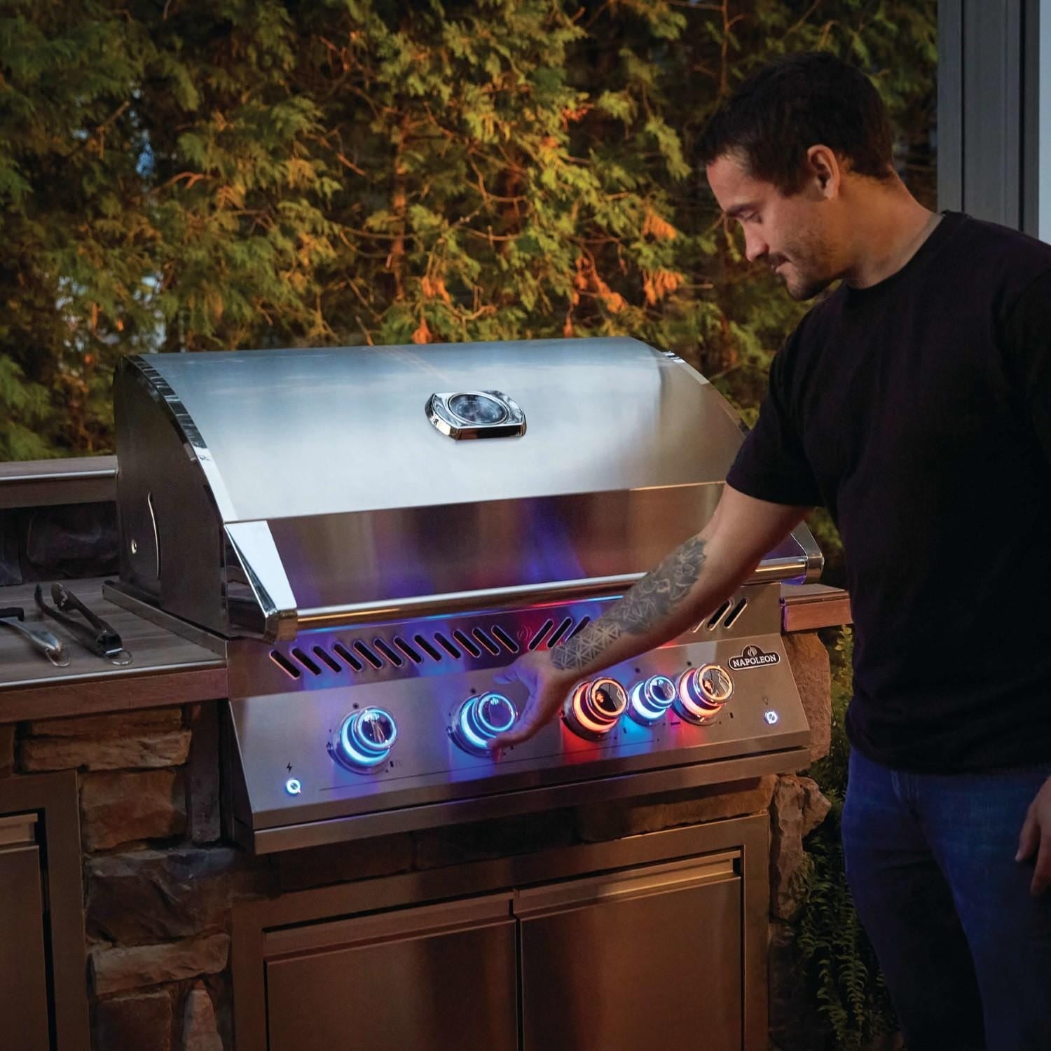 Napoleon BIG32RBSS-1 Grill - Demonstrating Safety Glow Knobs - Lifestyle