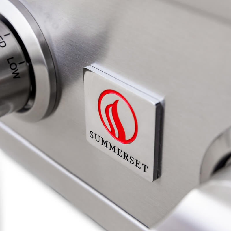 Summerset Sizzler 32 Inch 4 Burner Built-In Gas Grill - SZR32 - Logo