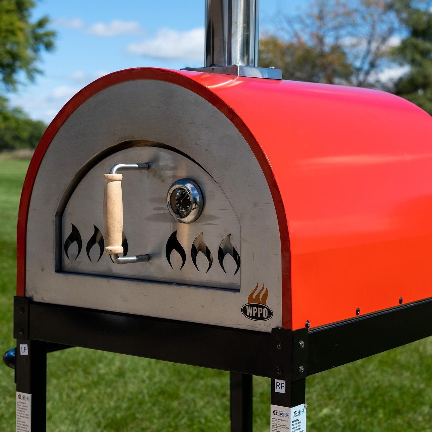 WPPO Hybrid 25-in Wood/Gas-Fired Oven - Red - WKE-04WG-RED - Close Up - Lifestyle
