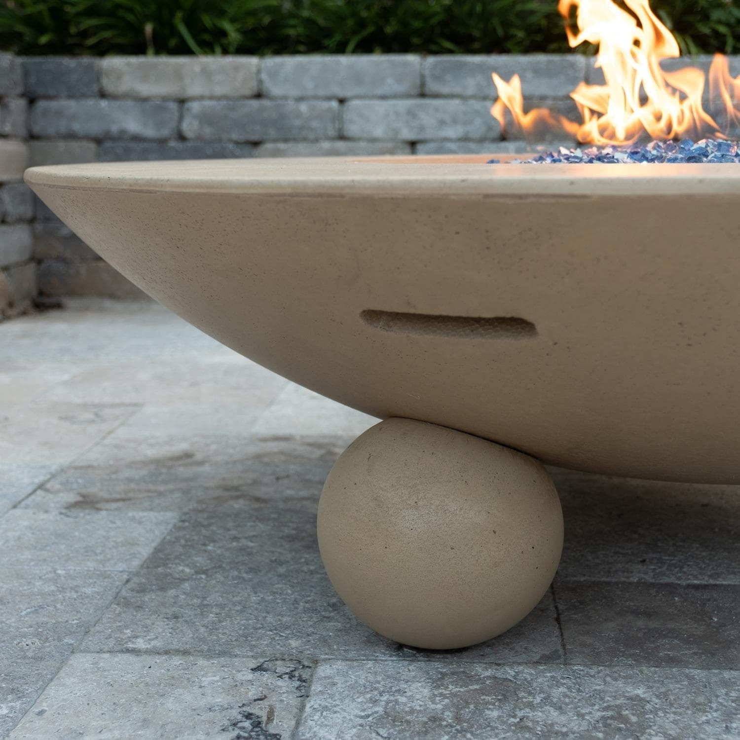 American Fyre Designs 744-CB-11-V6NC |Versailles 54-Inch Natural Gas Firetable With Ball Feet - Cafe Blanco - Side
Detail