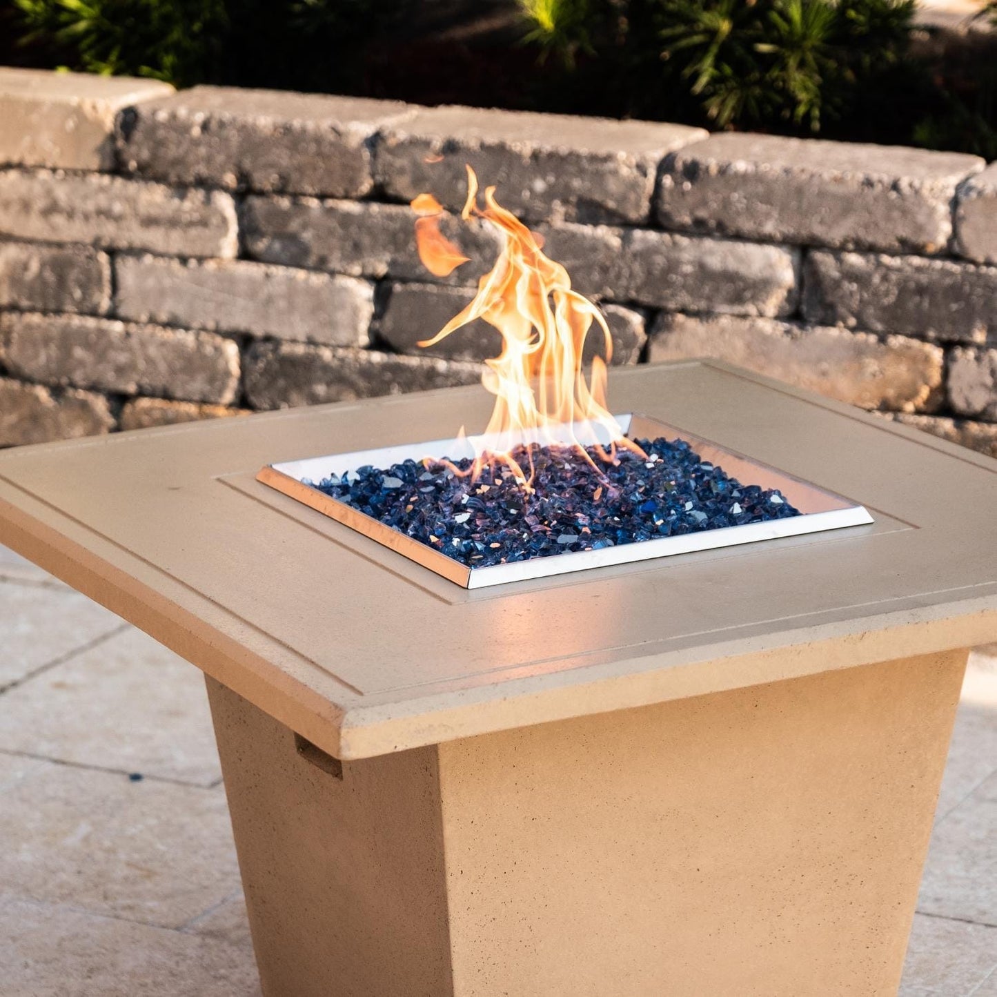 American Fyre Designs 640-CB-11-
V2NC Cosmopolitan 36-Inch Square Firetable - Cafe Blanco -
Angle View