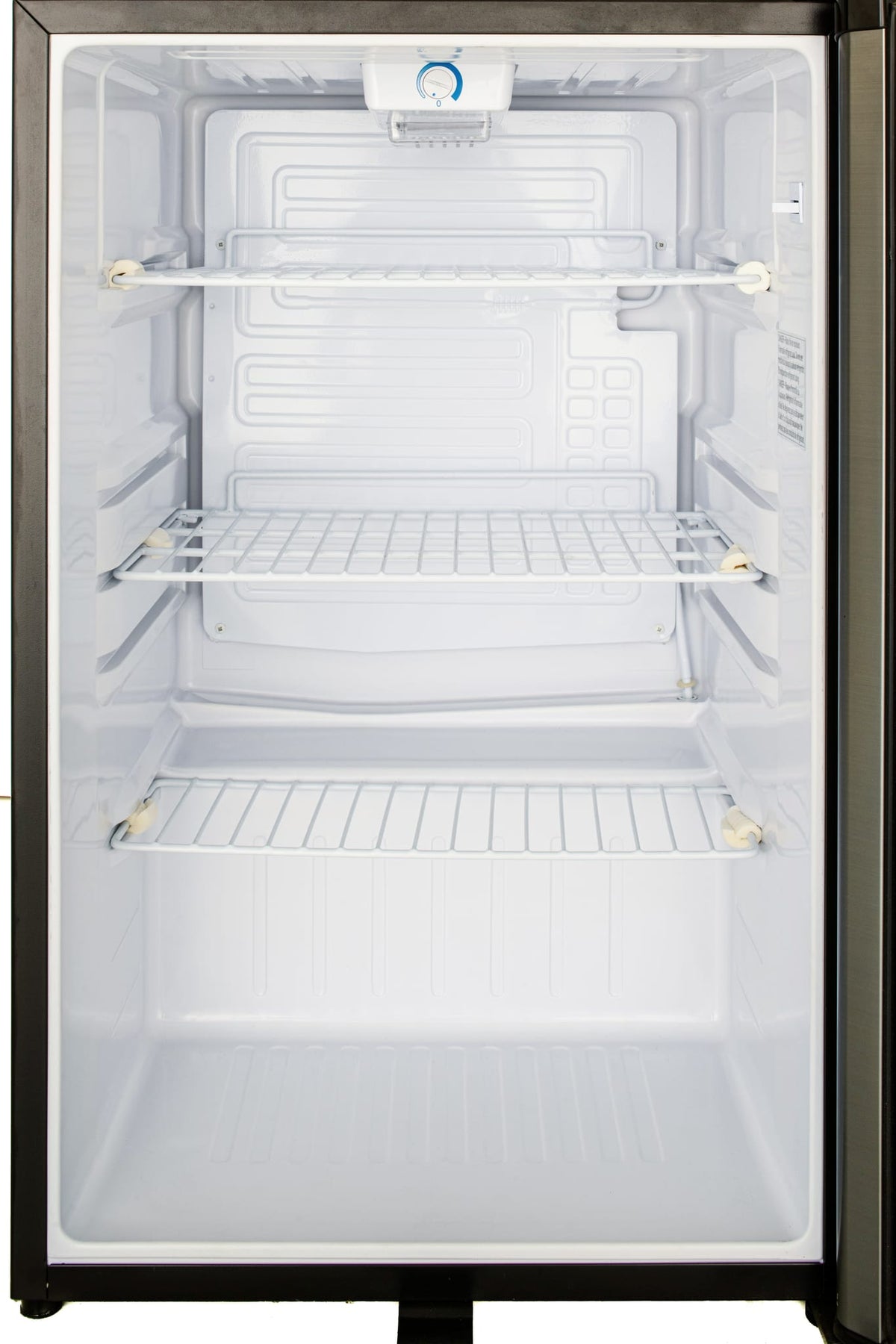 Blaze 20-Inch 4.4 Cu. Ft. Compact Refrigerator W/ Recessed Handle, view 8