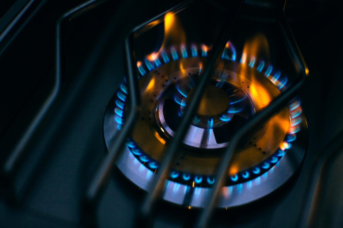 Whistler Grills black double side burner CBADSB-B, burner lit